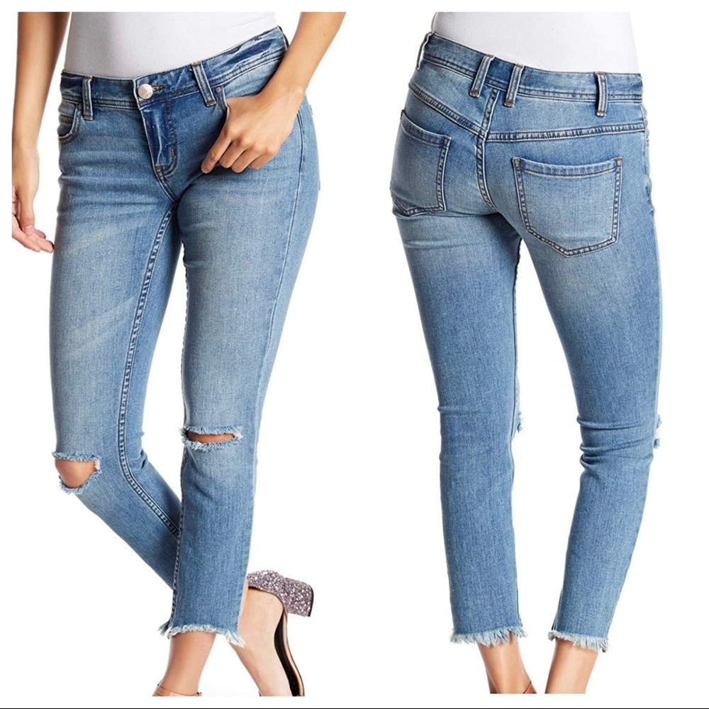🔥 Free People Skinny Low Rise Destroyed Jeans 26